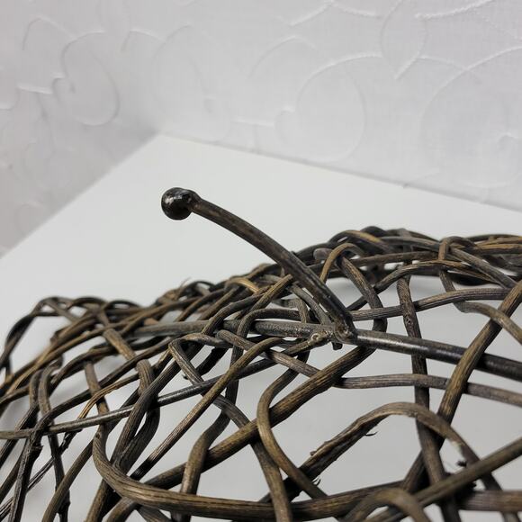 VINTAGE Woven Twisted Vine Leaf Shaped Bowl Basket Table Centerpiece Footed Rare - Picture 8 of 15